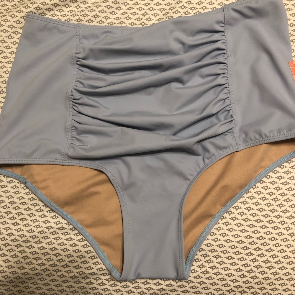 Kortni Jeane large ruched 2.0 in blue fog